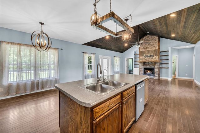 4855 Winchester Hwy, Estill Springs, TN 37330