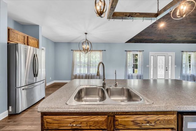 4855 Winchester Hwy, Estill Springs, TN 37330