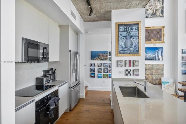 3470 E Coast Ave PH202, Miami, FL 33137