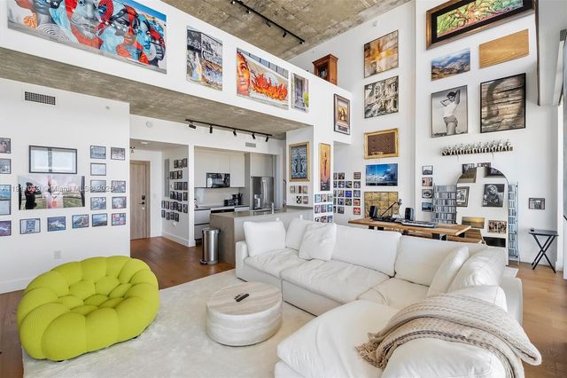 3470 E Coast Ave PH202, Miami, FL 33137