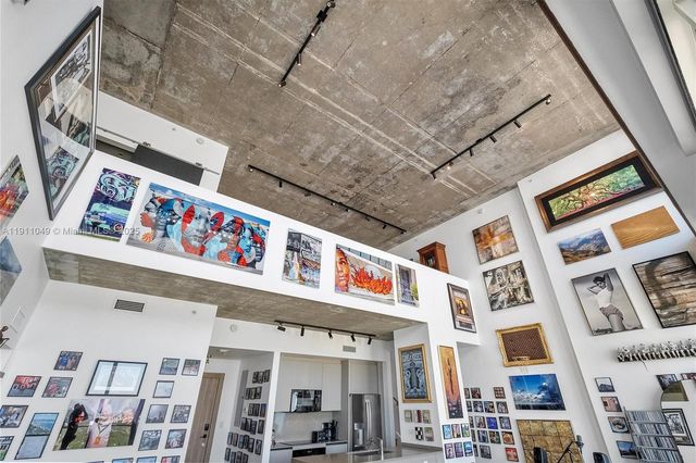 3470 E Coast Ave PH202, Miami, FL 33137