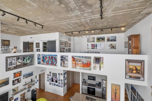 3470 E Coast Ave PH202, Miami, FL 33137