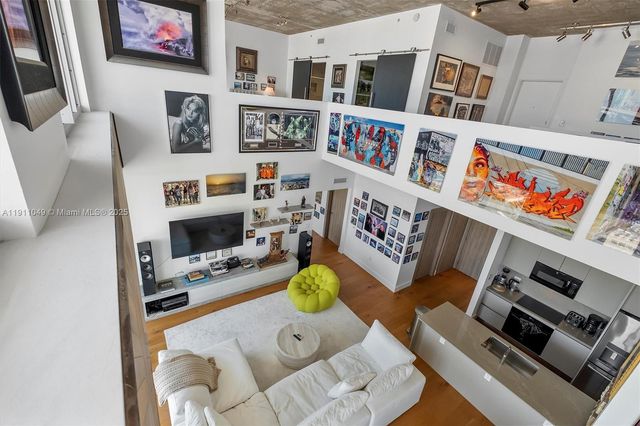 3470 E Coast Ave PH202, Miami, FL 33137