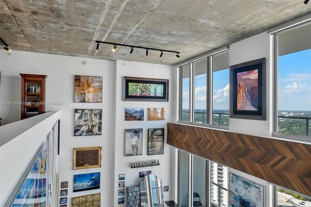 3470 E Coast Ave PH202, Miami, FL 33137