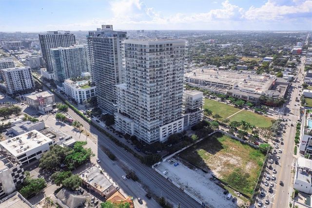 3470 E Coast Ave PH202, Miami, FL 33137