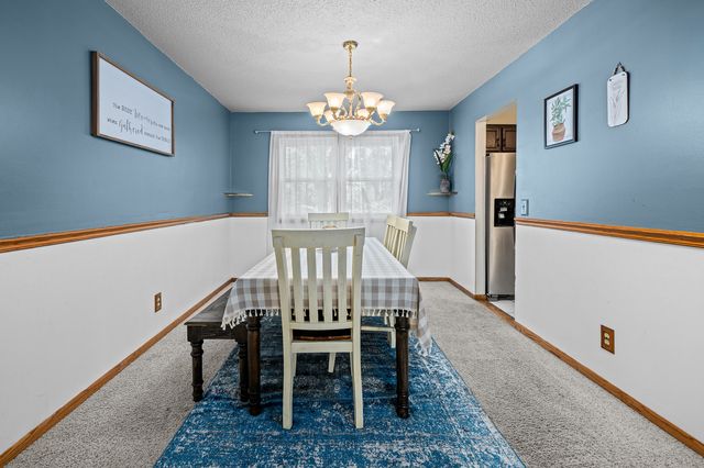 3005 N Pine Street, Davenport, IA 52804