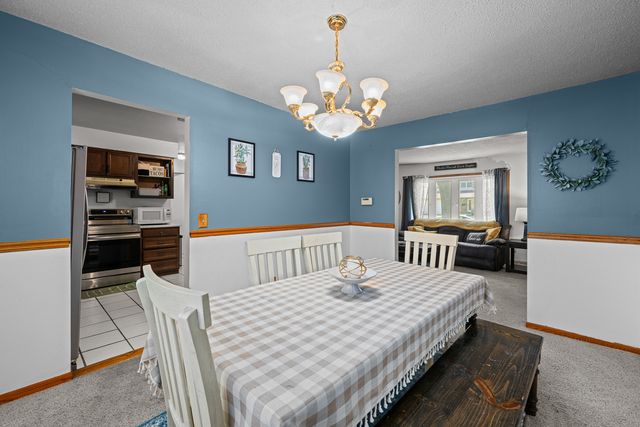 3005 N Pine Street, Davenport, IA 52804