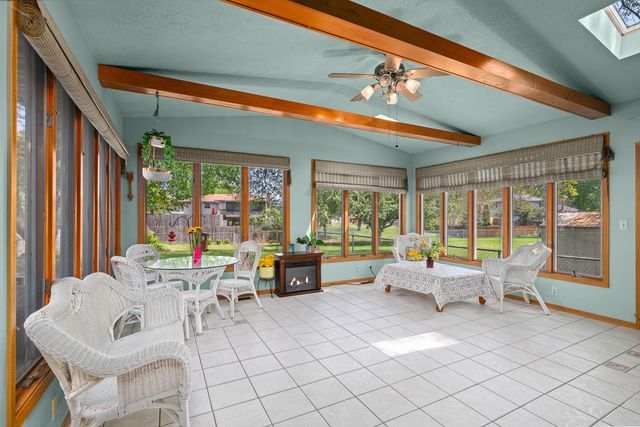 3005 N Pine Street, Davenport, IA 52804