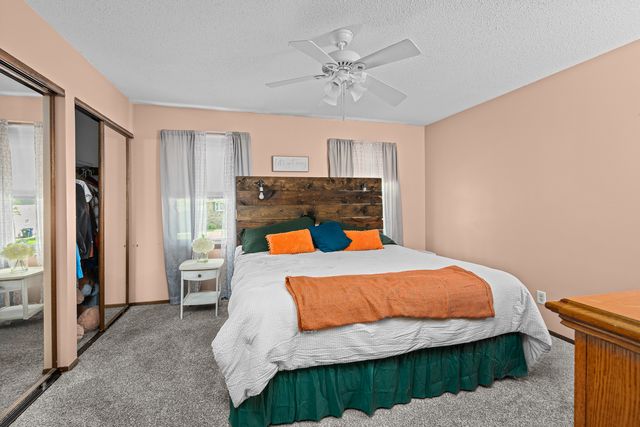3005 N Pine Street, Davenport, IA 52804