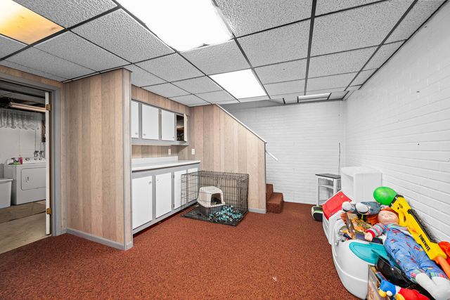 3005 N Pine Street, Davenport, IA 52804