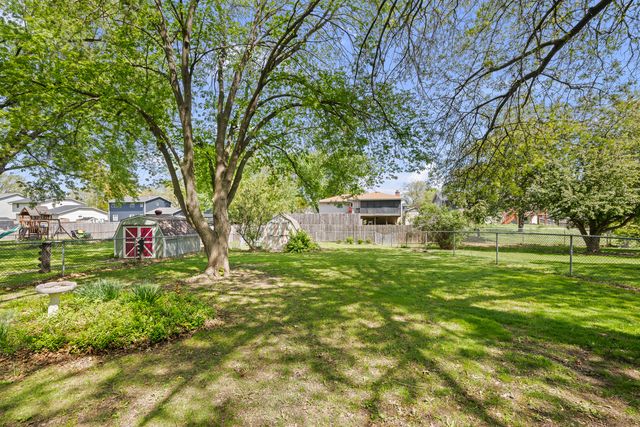 3005 N Pine Street, Davenport, IA 52804