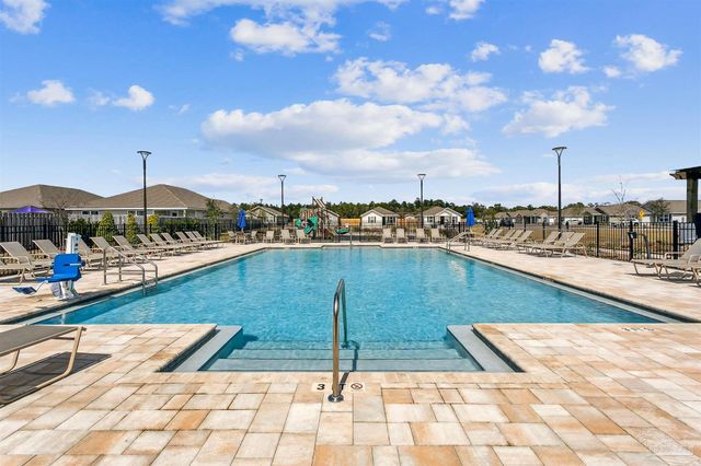 4334 Damselfly Dr, Milton, FL 32583