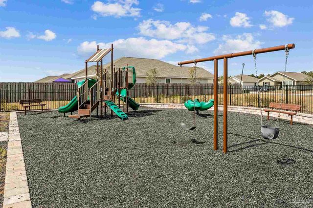 4334 Damselfly Dr, Milton, FL 32583