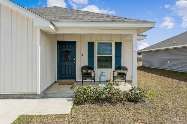 4334 Damselfly Dr, Milton, FL 32583