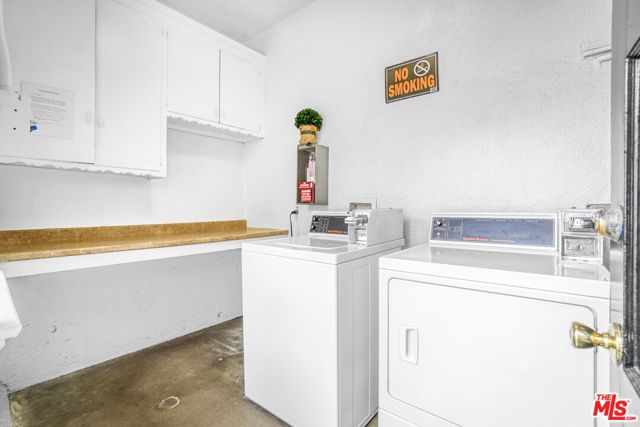 7933 Alverstone Avenue, Los Angeles, CA 90045