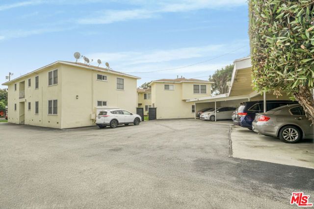 7933 Alverstone Avenue, Los Angeles, CA 90045