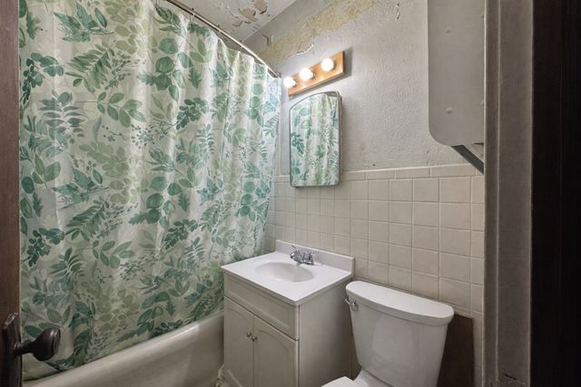 920 Elm Street, Alexandria, MN 56308