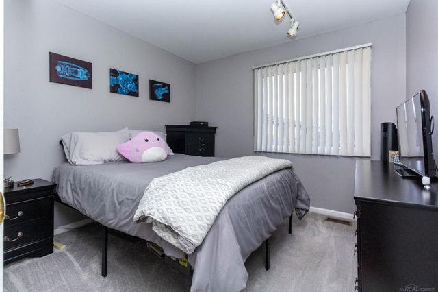 41995 King Edward Court, Clinton Township, MI 48038