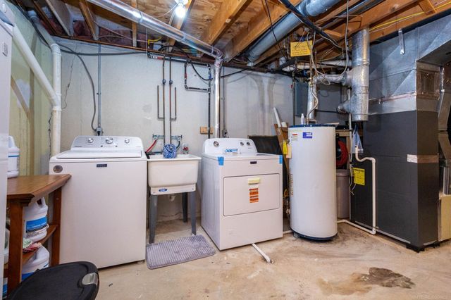 41995 King Edward Court, Clinton Township, MI 48038