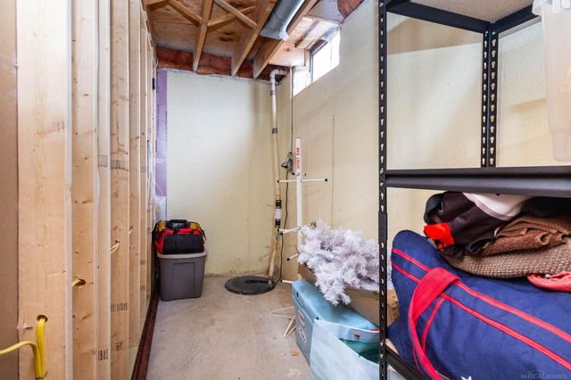 41995 King Edward Court, Clinton Township, MI 48038