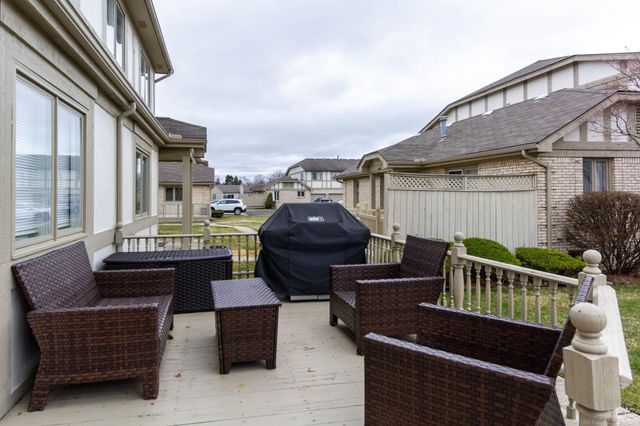 41995 King Edward Court, Clinton Township, MI 48038