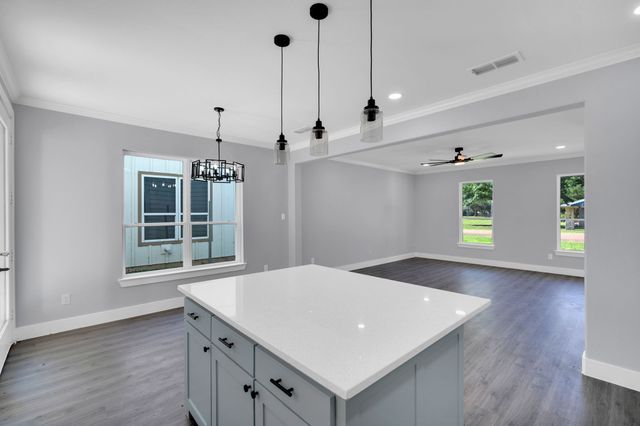 1995 Lakeview Drive, Kemp, TX 75143