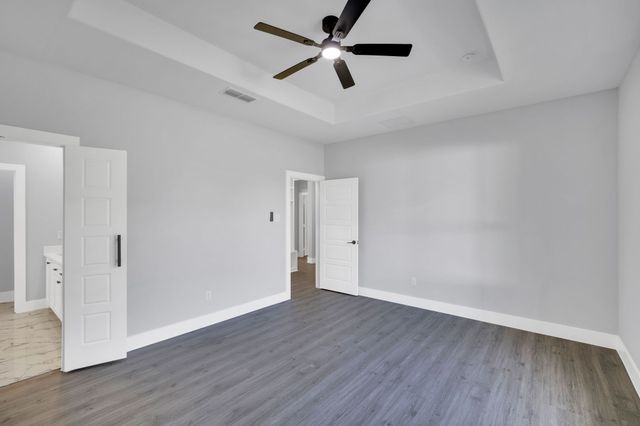 1995 Lakeview Drive, Kemp, TX 75143