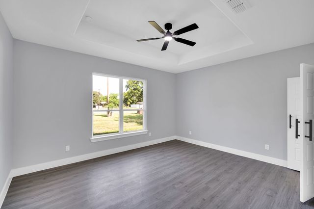 1995 Lakeview Drive, Kemp, TX 75143