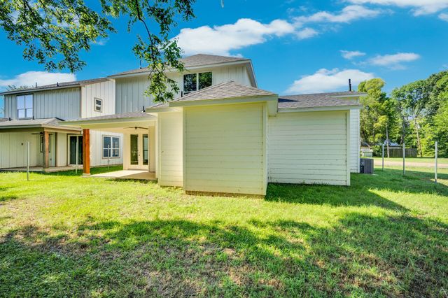 1995 Lakeview Drive, Kemp, TX 75143