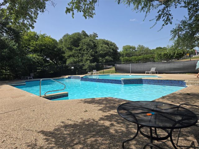 1015 Yager LN 184, Austin, TX 78753