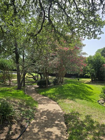 1015 Yager LN 184, Austin, TX 78753