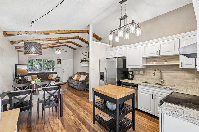 1015 Yager LN 184, Austin, TX 78753