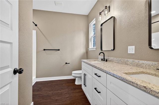 10176 Bank ST, Windsor, VA 23487