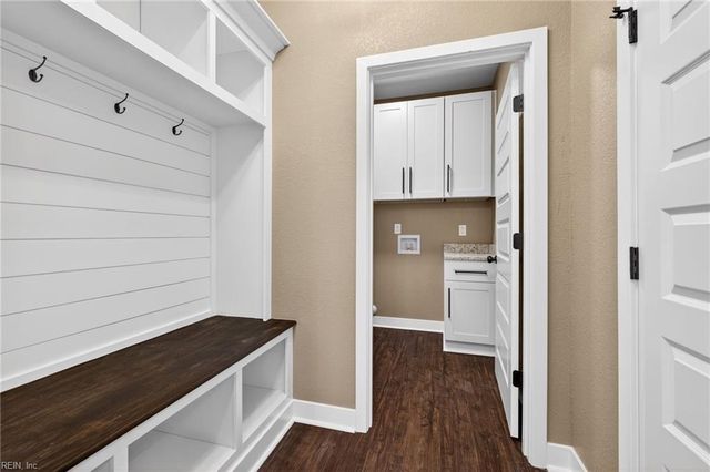 10176 Bank ST, Windsor, VA 23487