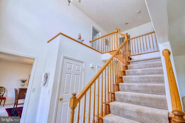 28 NORFOLK LN, Lebanon, PA 17042