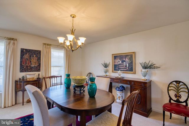 28 NORFOLK LN, Lebanon, PA 17042