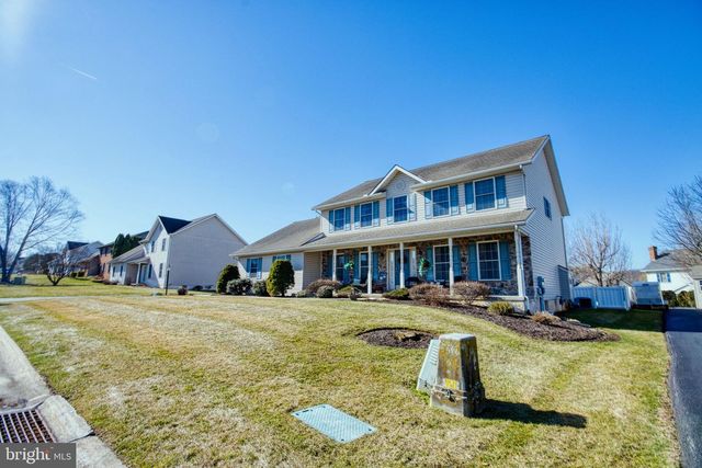 28 NORFOLK LN, Lebanon, PA 17042