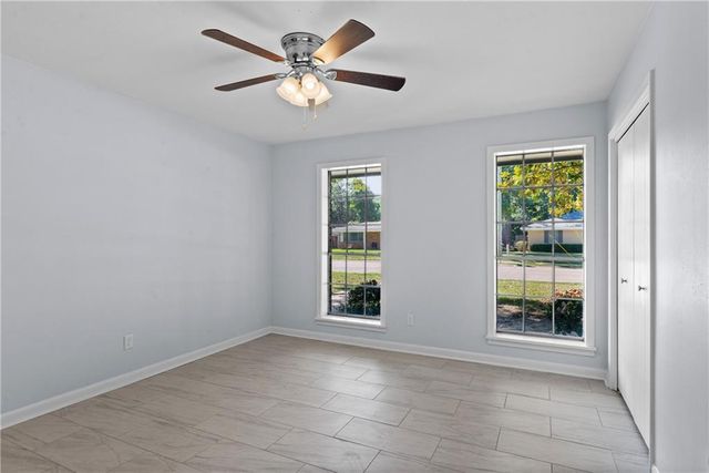 207 HEYMAN Lane, Alexandria, LA 71303