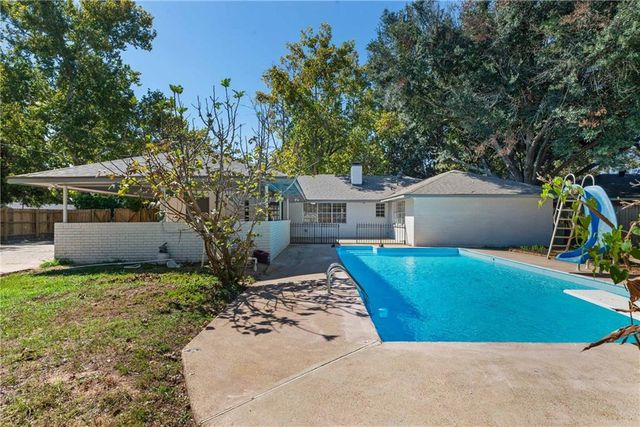 207 HEYMAN Lane, Alexandria, LA 71303