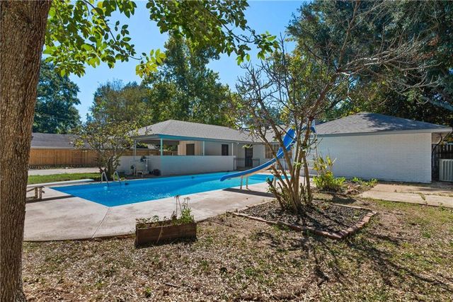 207 HEYMAN Lane, Alexandria, LA 71303