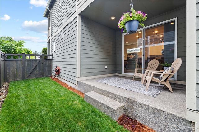 32828 SE Cottonwood Street, Black Diamond, WA 98010