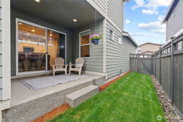 32828 SE Cottonwood Street, Black Diamond, WA 98010