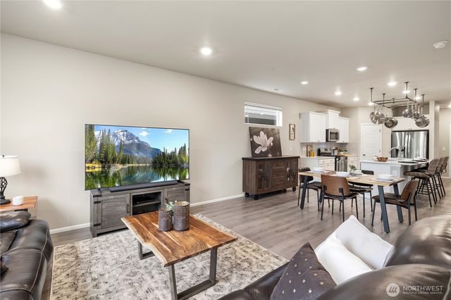 32828 SE Cottonwood Street, Black Diamond, WA 98010