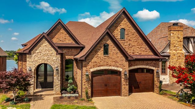 1132 Landing Pvt Ct, Gallatin, TN 37066