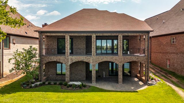 1132 Landing Pvt Ct, Gallatin, TN 37066