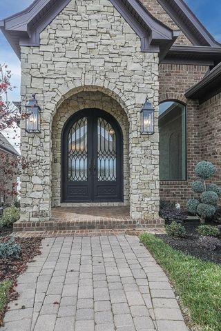 1132 Landing Pvt Ct, Gallatin, TN 37066