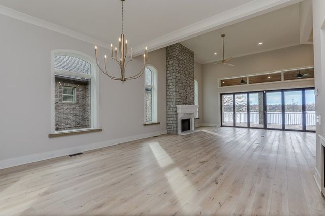 1132 Landing Pvt Ct, Gallatin, TN 37066