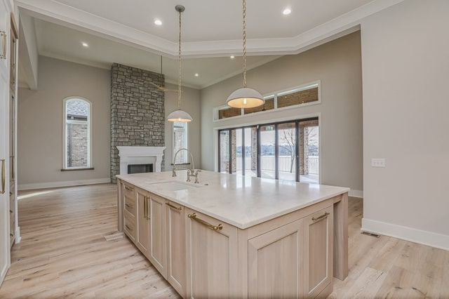 1132 Landing Pvt Ct, Gallatin, TN 37066