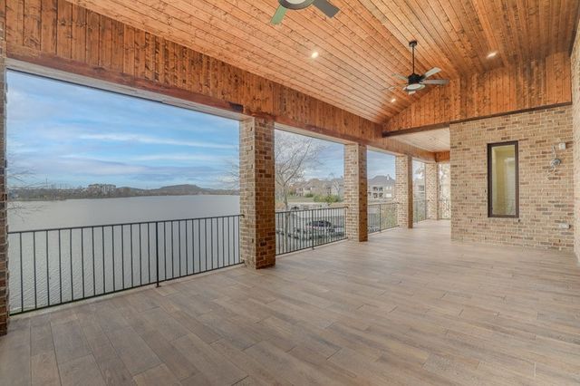 1132 Landing Pvt Ct, Gallatin, TN 37066