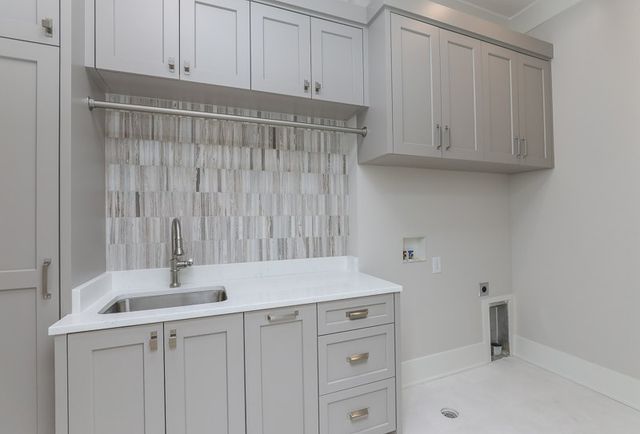 1132 Landing Pvt Ct, Gallatin, TN 37066